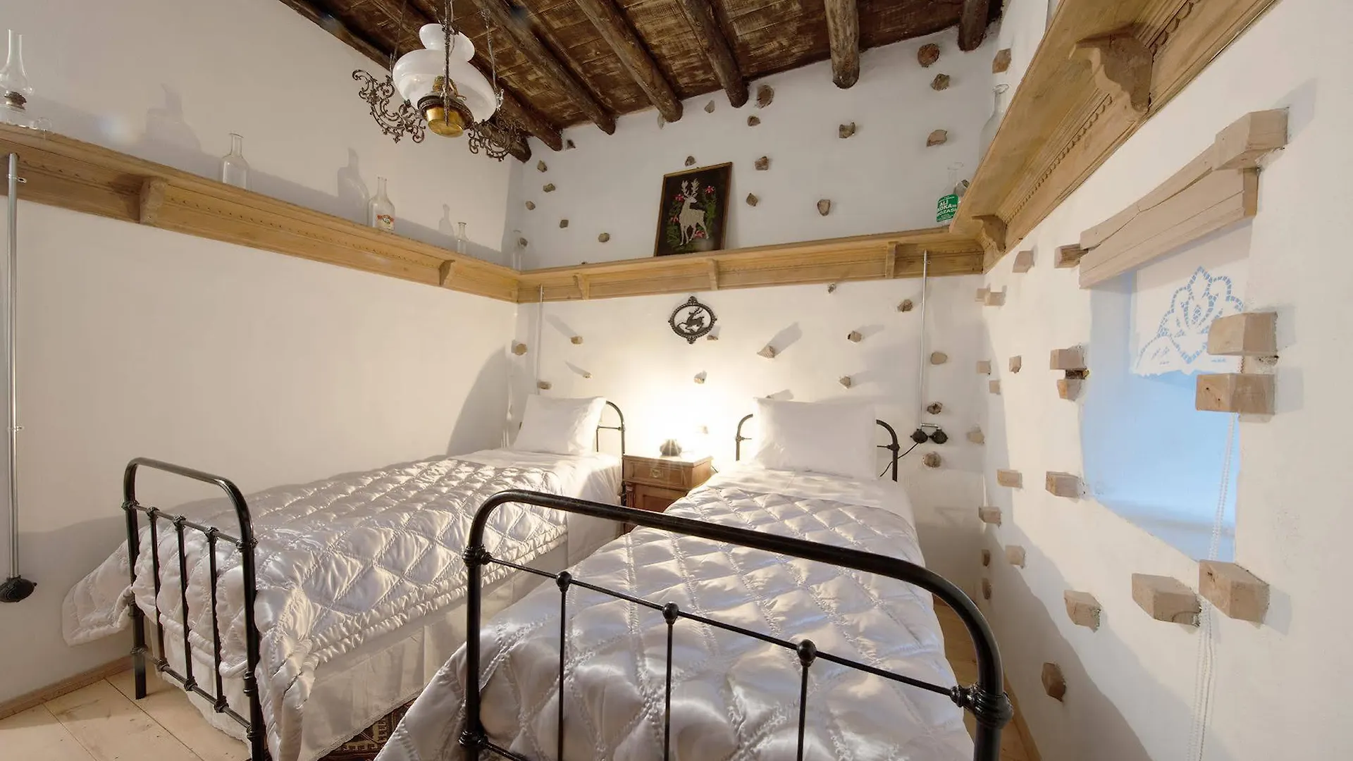Yeniceri Ahmet Aga Konagi Antalya Bed & Breakfast