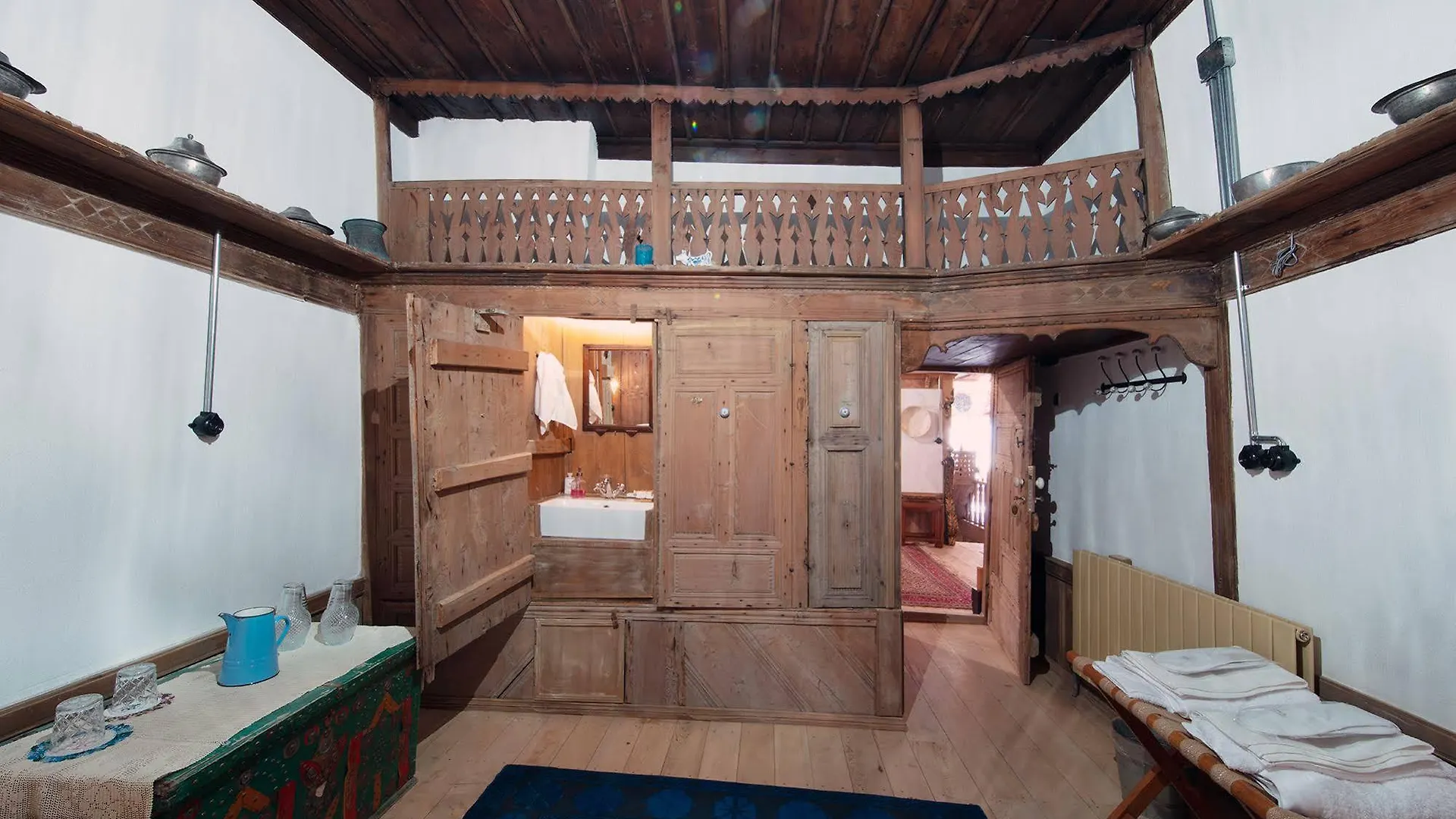 Yeniceri Ahmet Aga Konagi Antalya Bed & Breakfast